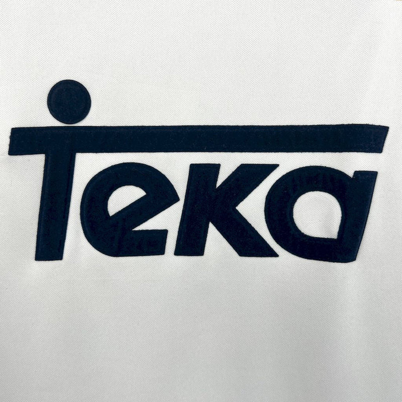 Camisa do Real Madrid Retrô 2000/01 Home