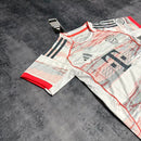 Conjunto Infantil Bayern de Munique 2025/26